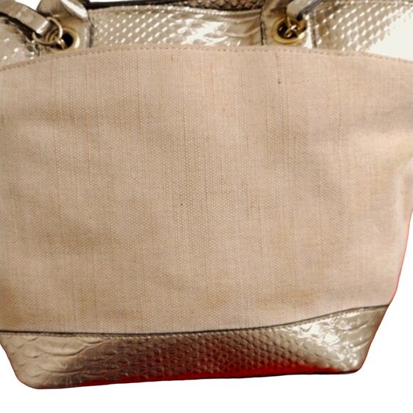 London Fog TOTE Bag 12x20 Gold Leather Trim Shoulder Strap 4 Feet Canvas Luxury - Picture 4 of 16